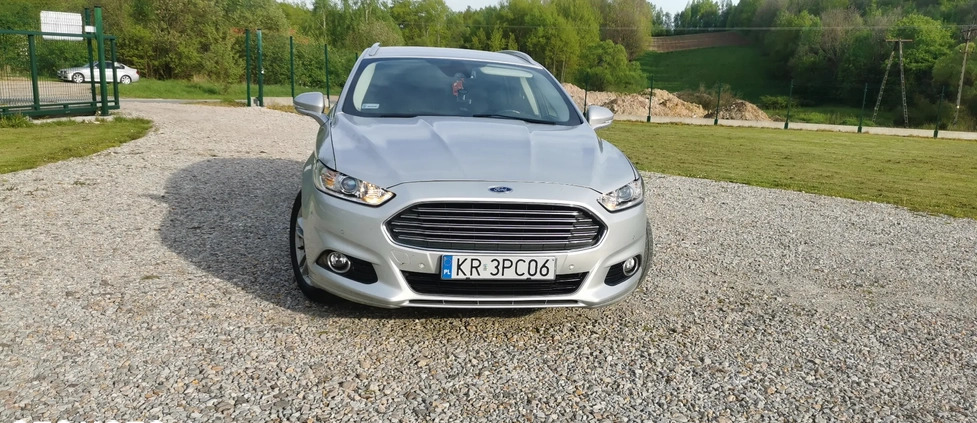 Ford Mondeo cena 47900 przebieg: 218000, rok produkcji 2015 z Krynica Morska małe 172